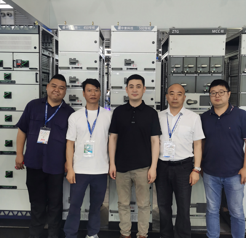 威尼斯低压抽出式450/500型窄柜获全电展赞誉